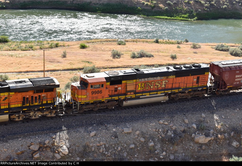 BNSF 9986